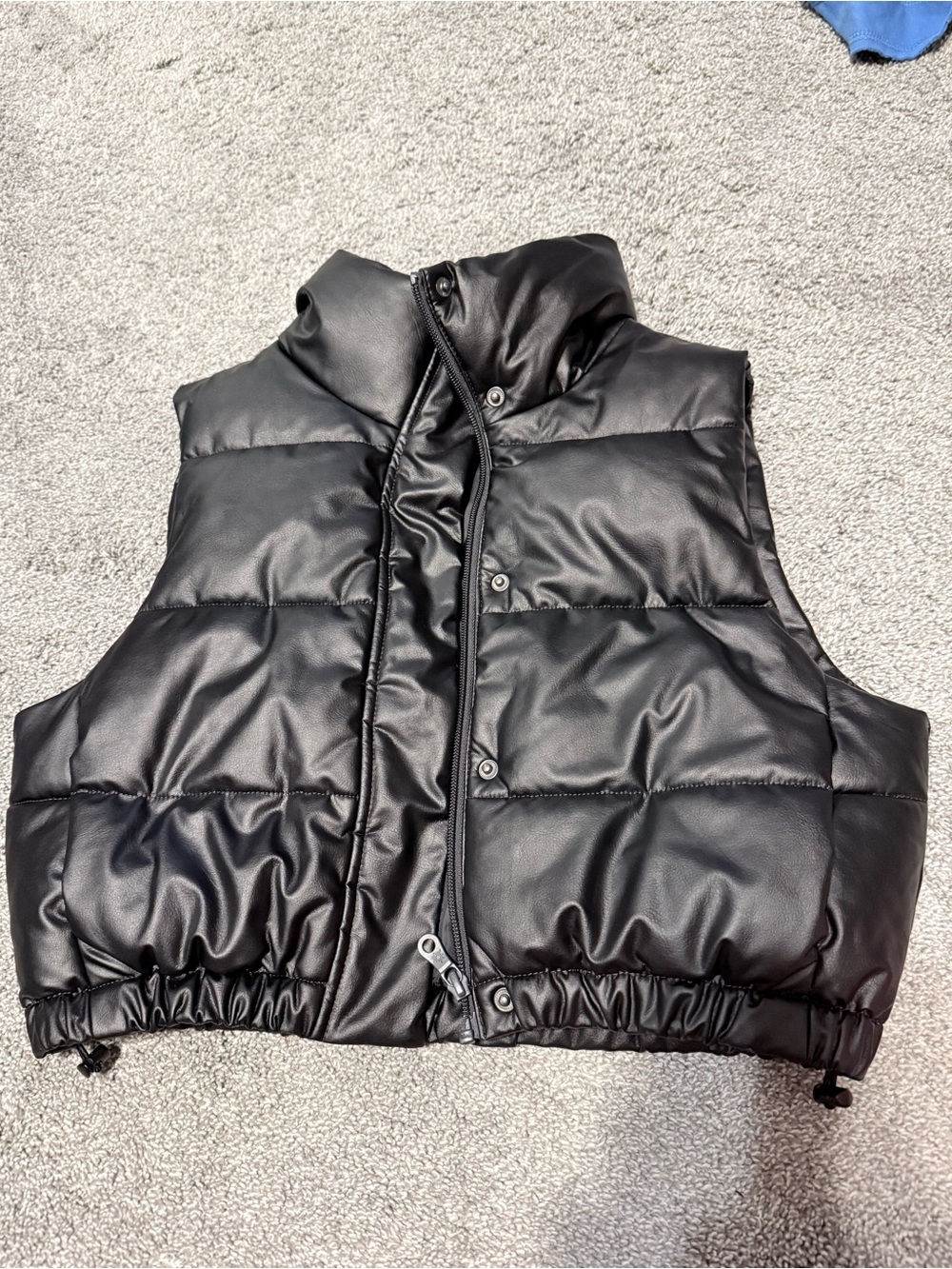 Aerie Offline Black Puffer Vest Cropped Jacket - Women